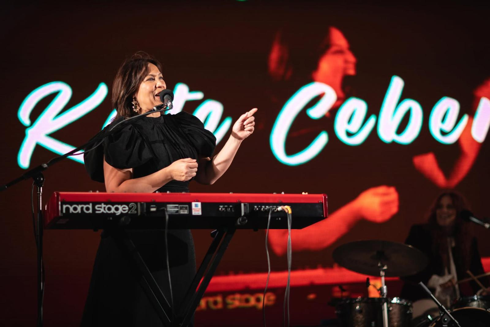 Kate Ceberano on stage at The Canopy, Lane Cove