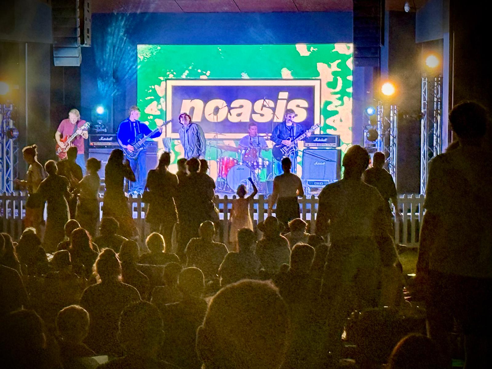 NOASIS live at The Canopy — crowd